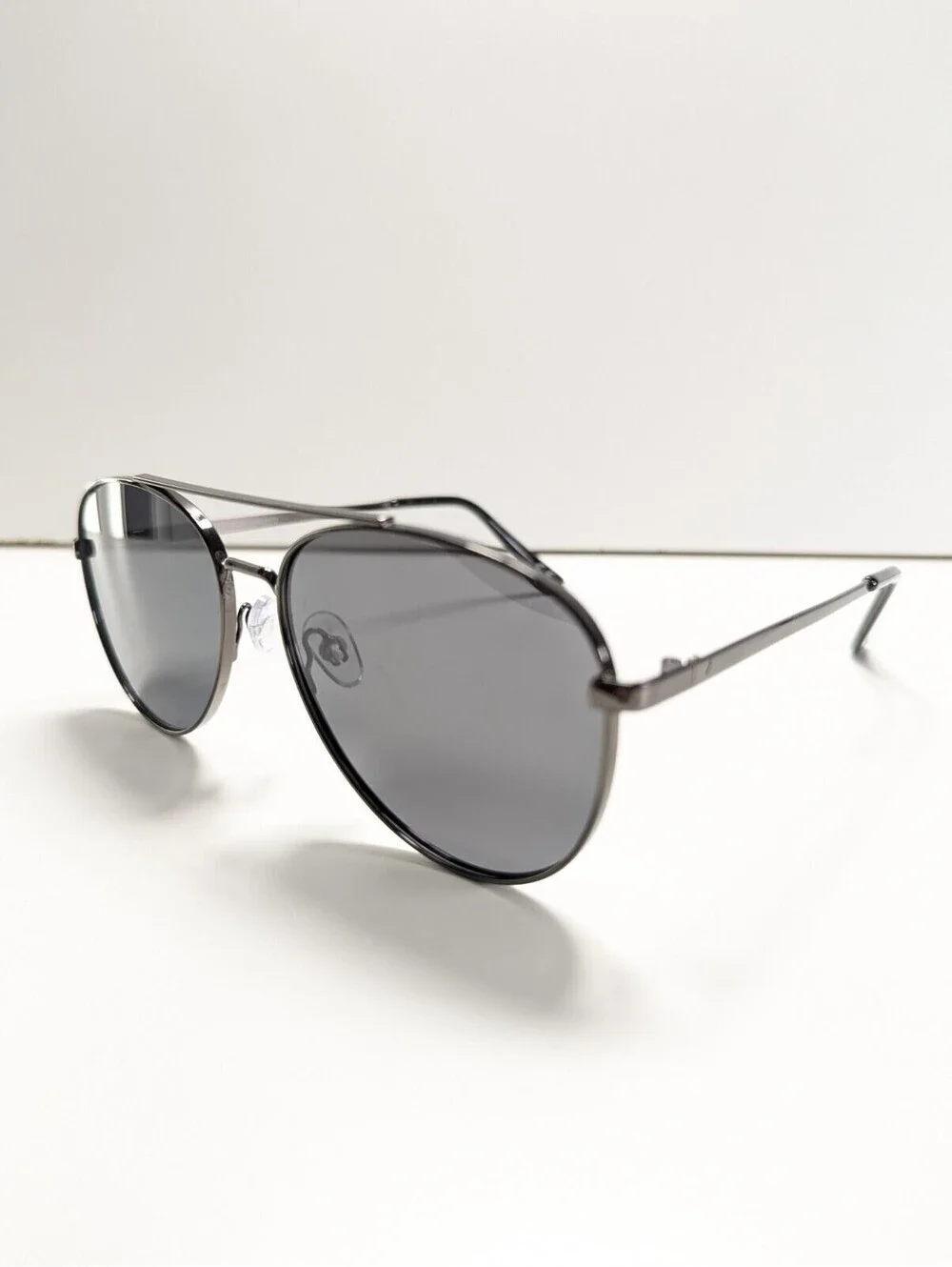 Foster Grant SR0822 FGM RP 21 04 MCV Aviator Sunglasses Silver Metal Frames